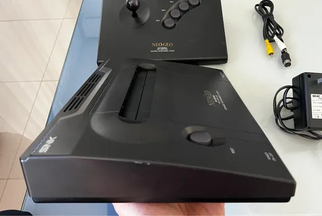 SNK NeoGeo AES Serial Bajo