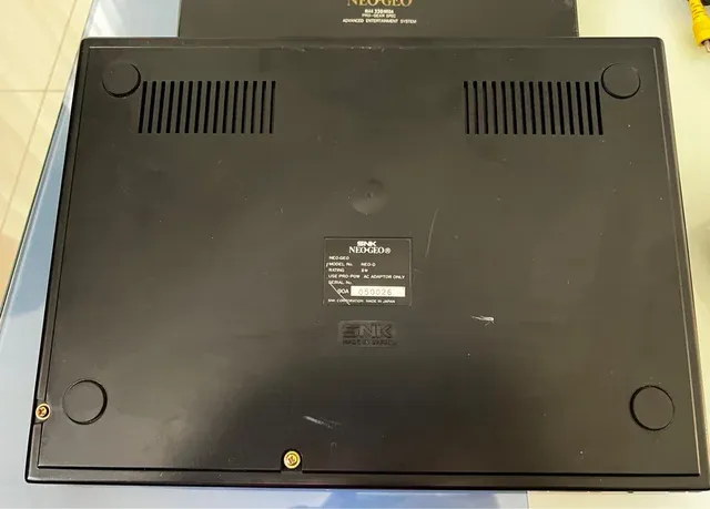 SNK NeoGeo AES Serial Bajo