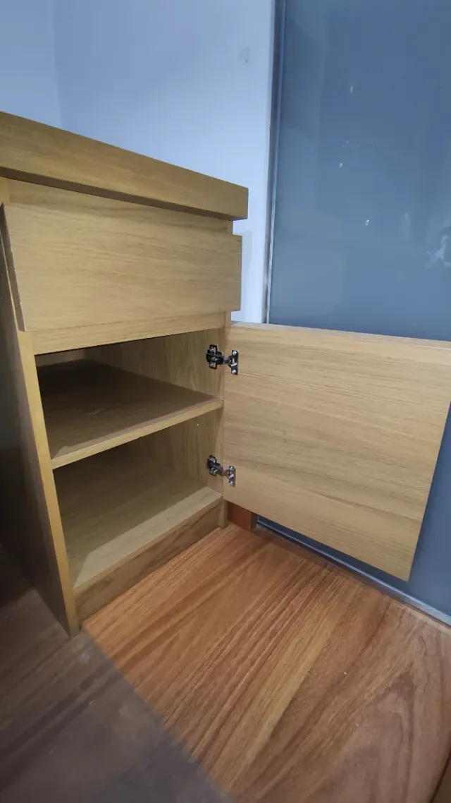 Escritorio Ikea Malm Madera con Cajonera