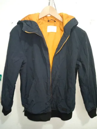 Cazadora Zara niño 13-14 años. Cazadora de vestir.