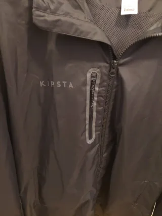 Chubasquero de hombre Kipsta Talla L. Nuevo