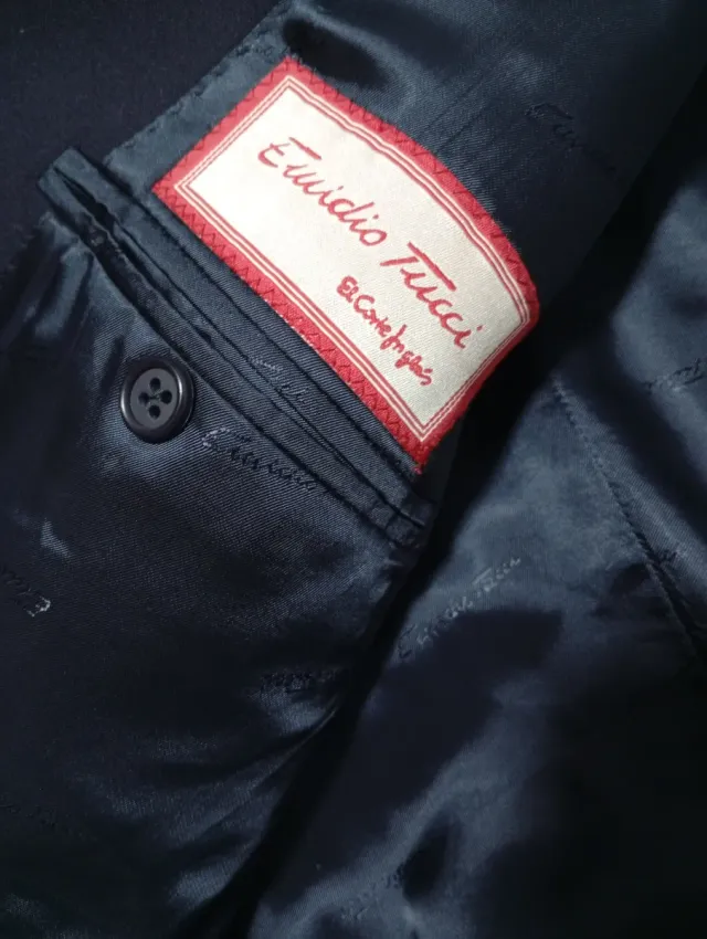 Chaqueta americana Emidio Tucci azul oscuro.