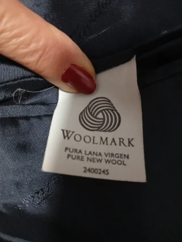 Chaqueta americana Emidio Tucci azul oscuro.