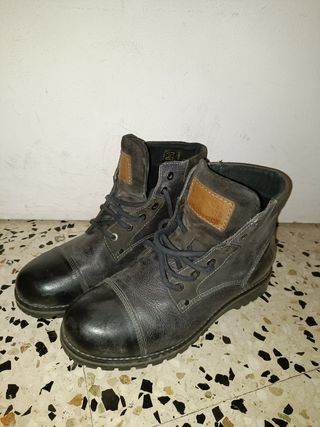 Stivaletti uomo neri e grigi