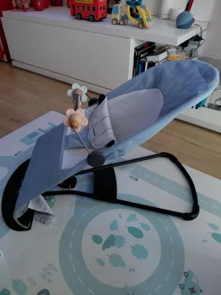 Hamaca Babybjorn Soft Balance Azul + Juguete