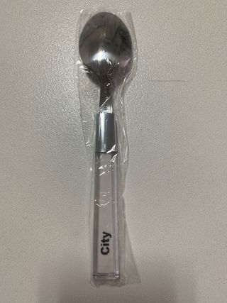 Set di 4 forchette e 4 cucchiaini da dessert