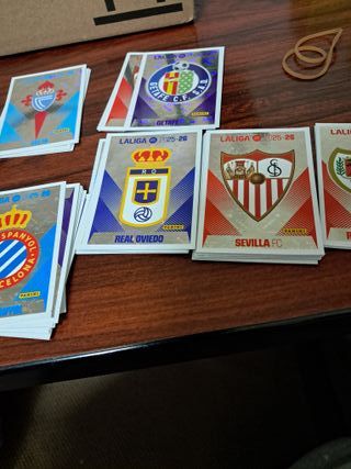 VENDO ESCUDOS EQUIPOS LIGA 2025-26