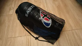 Espinilleras Easton Xtreme Jockey 15'' Negras