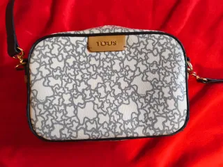 Bolso bandolera blanco y negro