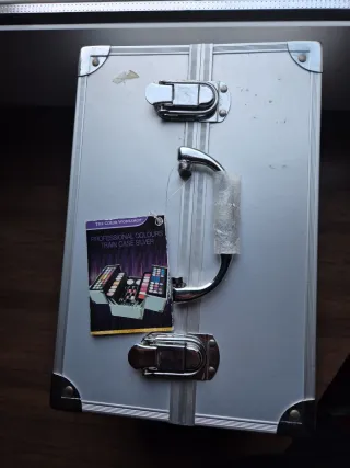 Maletín Maquillaje Profesional Plata