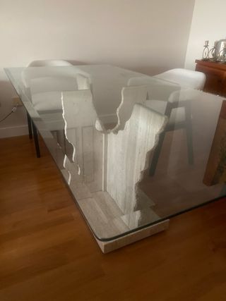 Tavolo da pranzo in cristallo e pietra di marmo beige