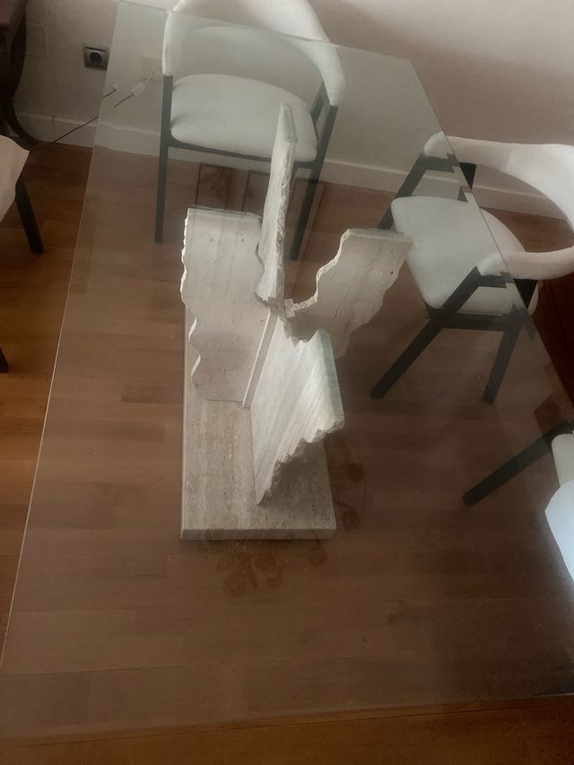 Tavolo da pranzo in cristallo e pietra di marmo beige