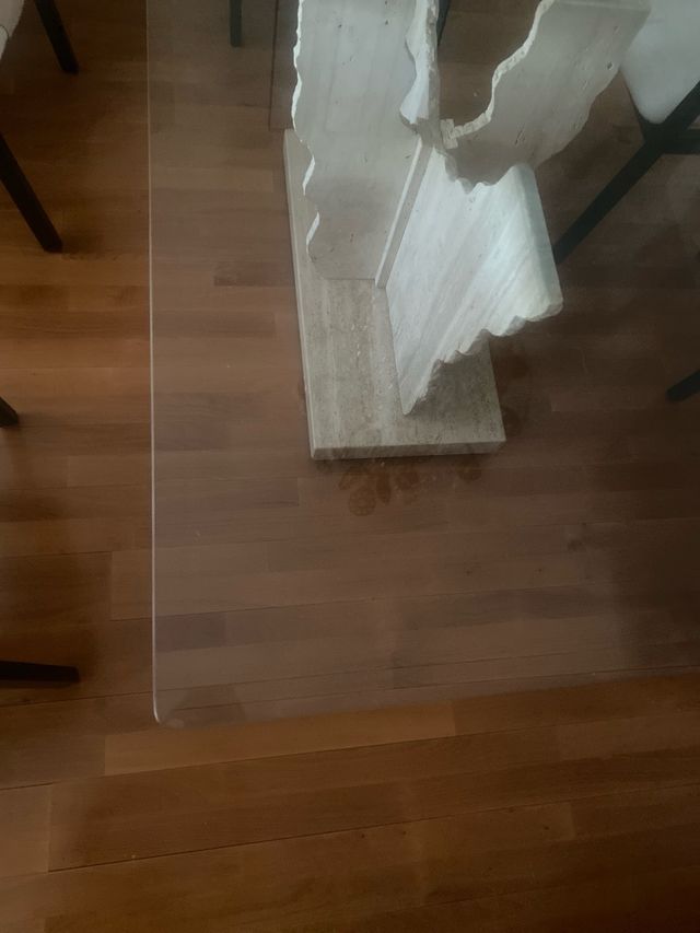 Tavolo da pranzo in cristallo e pietra di marmo beige