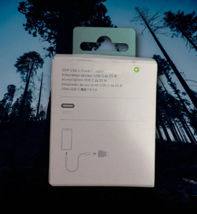 Adattatore Apple USB-C 20W