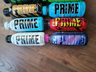 15 bottiglie Prime Hydration assortite
