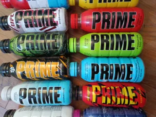 15 bottiglie Prime Hydration assortite