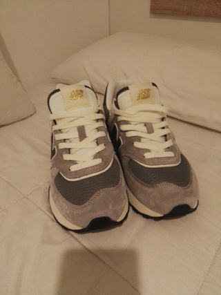 Zapatillas New Balance Talla 42 Gris/Blanco