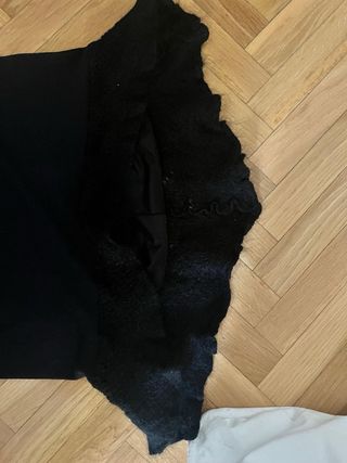 Vestido largo negro con volantes