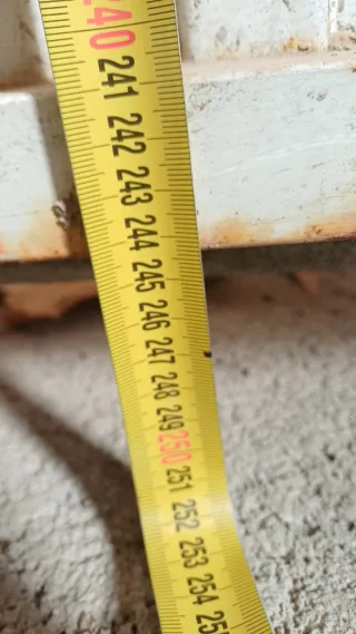 Puerta de garaje de hierro