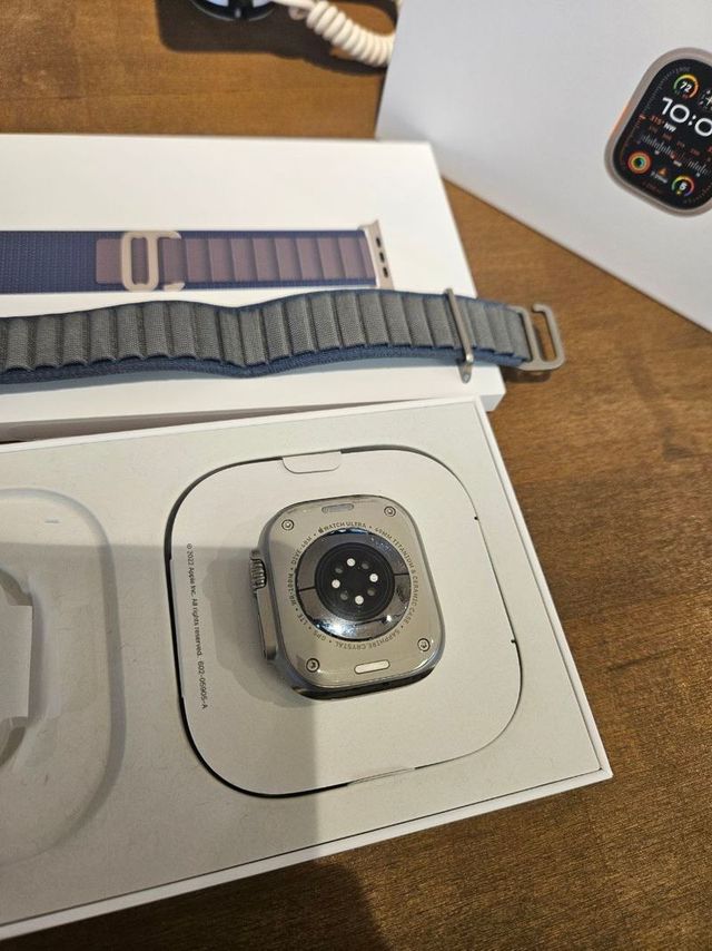 APPLE WATCH ULTRA 2 49mm CEL TITANIUM 98% BATERIA