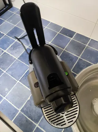 Cafetera Nespresso DeLonghi