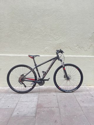 Cube Attention 29 Bicicleta Montaña