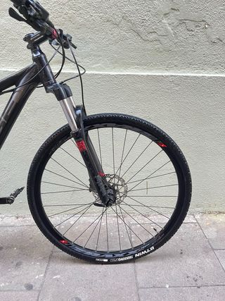 Cube Attention 29 Bicicleta Montaña