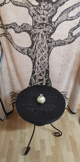 Mesita de forja negra