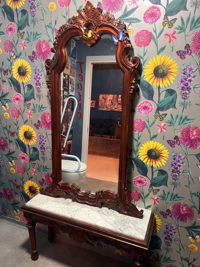 Espejo con repisa de mármol