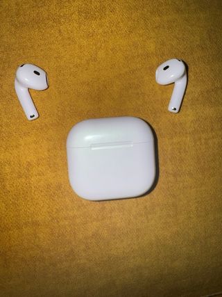 Apple AirPods 4 (Cancelación Ruido)