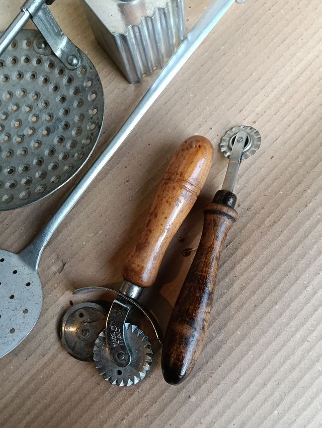 Lotto attrezzi da cucina vintage