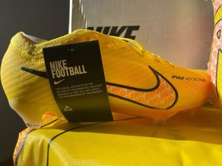 Zapatillas Fútbol Nike Amarillas Naranja