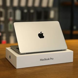 MACBOOK PRO 14 M2 MAX 1TB PLATA 32 RAM A2779