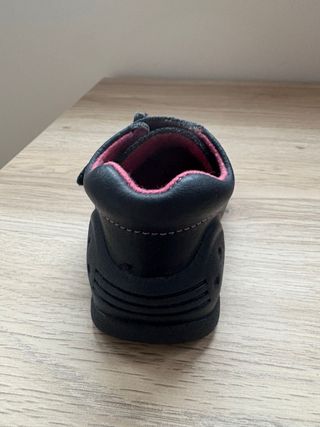 Zapatos Titanitos Negro Mariposa talla 19