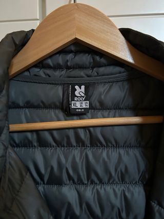 Chaleco deportivo Cupra negro