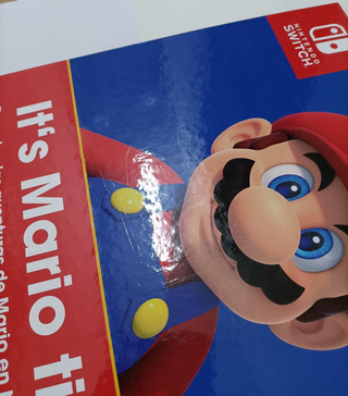 display publicitario nintendo mario bros switch 3d