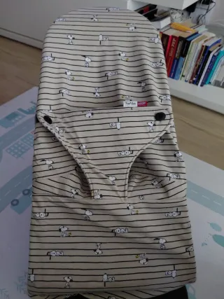 Funda impermeable Snoopy para Hamaca Babybjorn