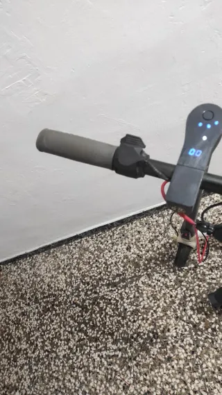 2 Patinetes Eléctricos