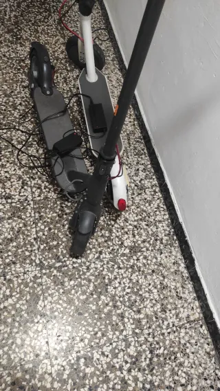 2 Patinetes Eléctricos