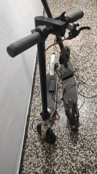 2 Patinetes Eléctricos