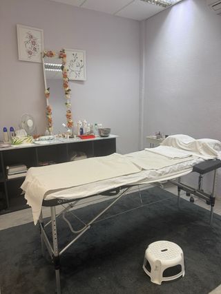 se traspasa local perfecto para manicurista