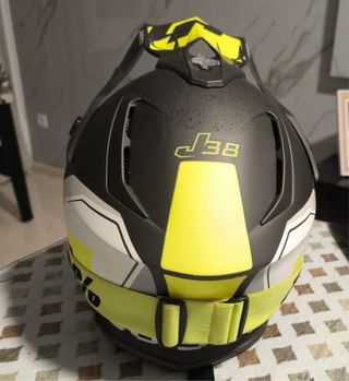 Casco Just1 Negro y Amarillo