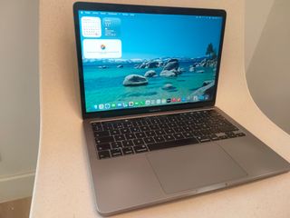 MACBOOK PRO 2020 i5/16/512