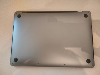 MACBOOK PRO 2020 i5/16/512