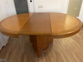 Mesa redonda extensible de madera