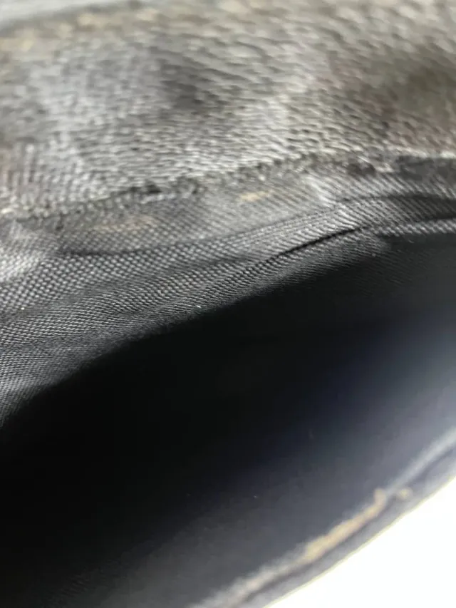 Riñonera Louis Vuitton Negra