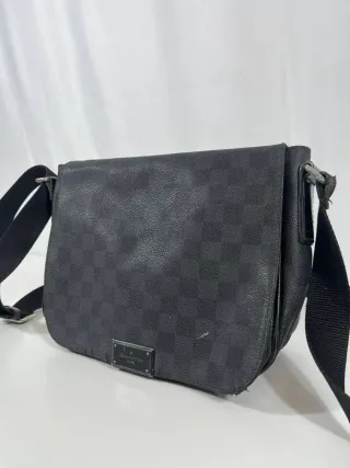 Riñonera Louis Vuitton Negra