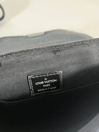 Riñonera Louis Vuitton Negra