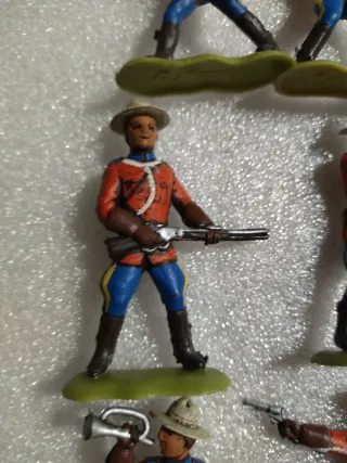 6 Soldatini Giubbe Rosse Cromoplasto Xilo