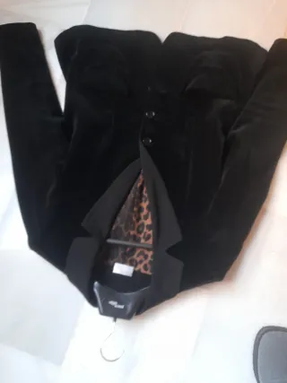 Chaqueta terciopelo negro mujer